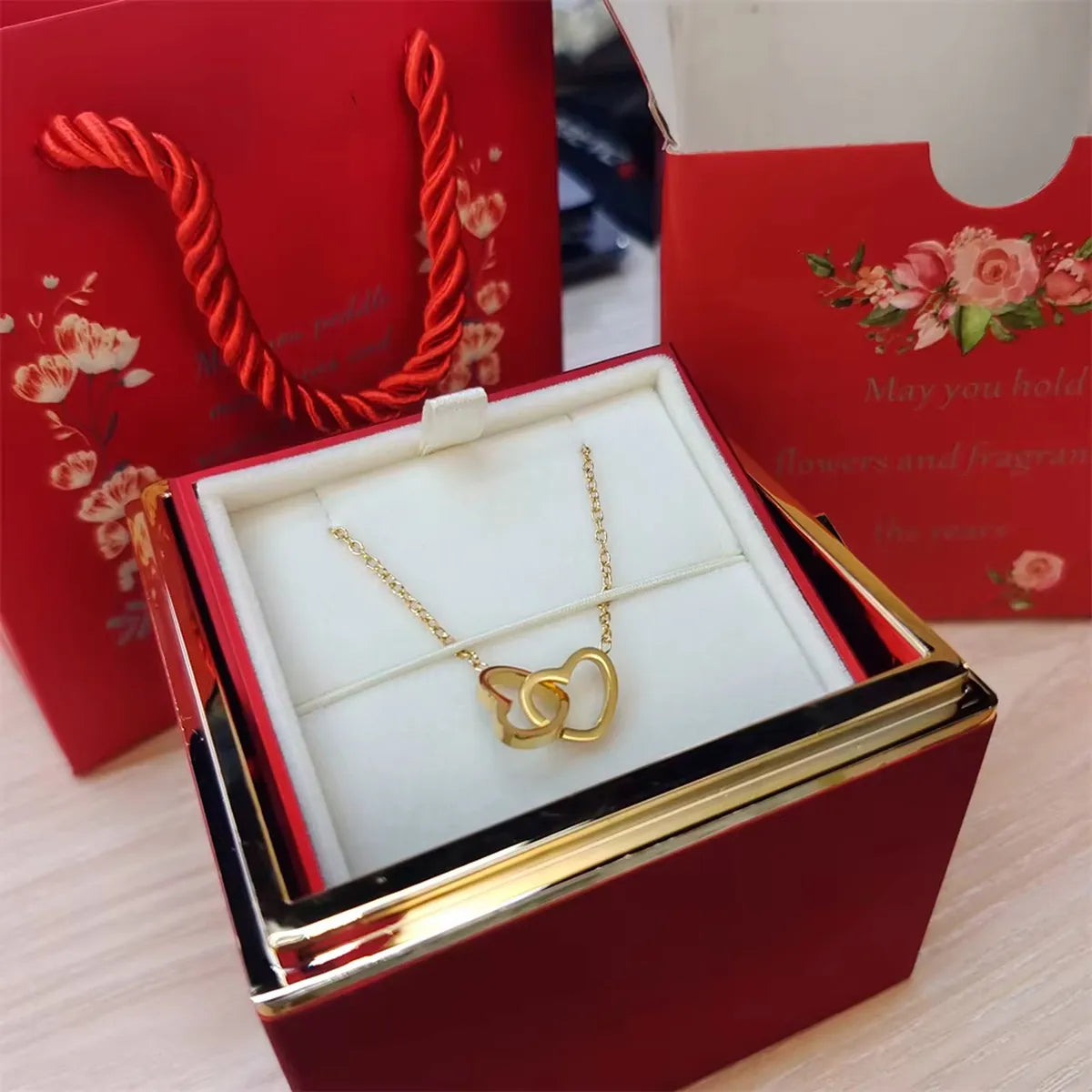 Caixa Presente Rosa Eterna Giratória